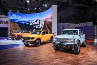 福特越野家族中的明星产品 - 福特探险者昆仑巅峰版、Ford Ranger和Ford Bronco